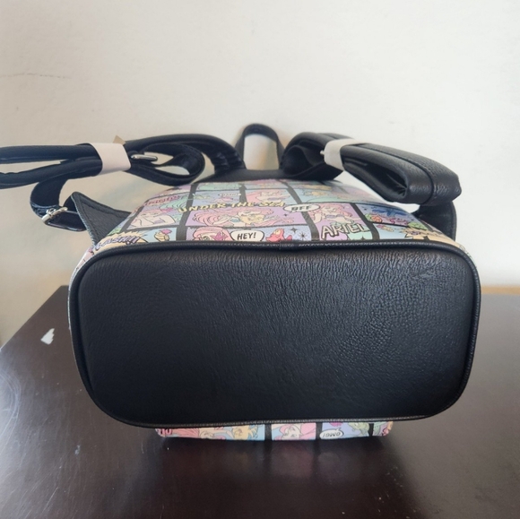 Loungefly The little Mermaid AOP Mini Backpack - Picture 9 of 9